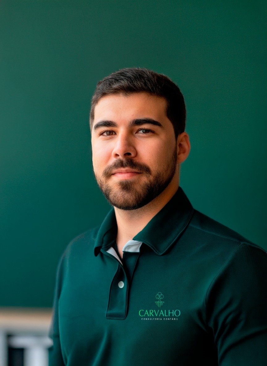 Douglas Carvalho, consultor contábil